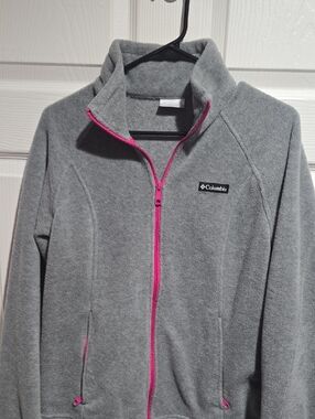Columbia Gray Fleece Jacket with Pink Zipper